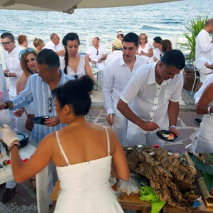 mesa de sushi para bodas en Ibiza cerca del mar